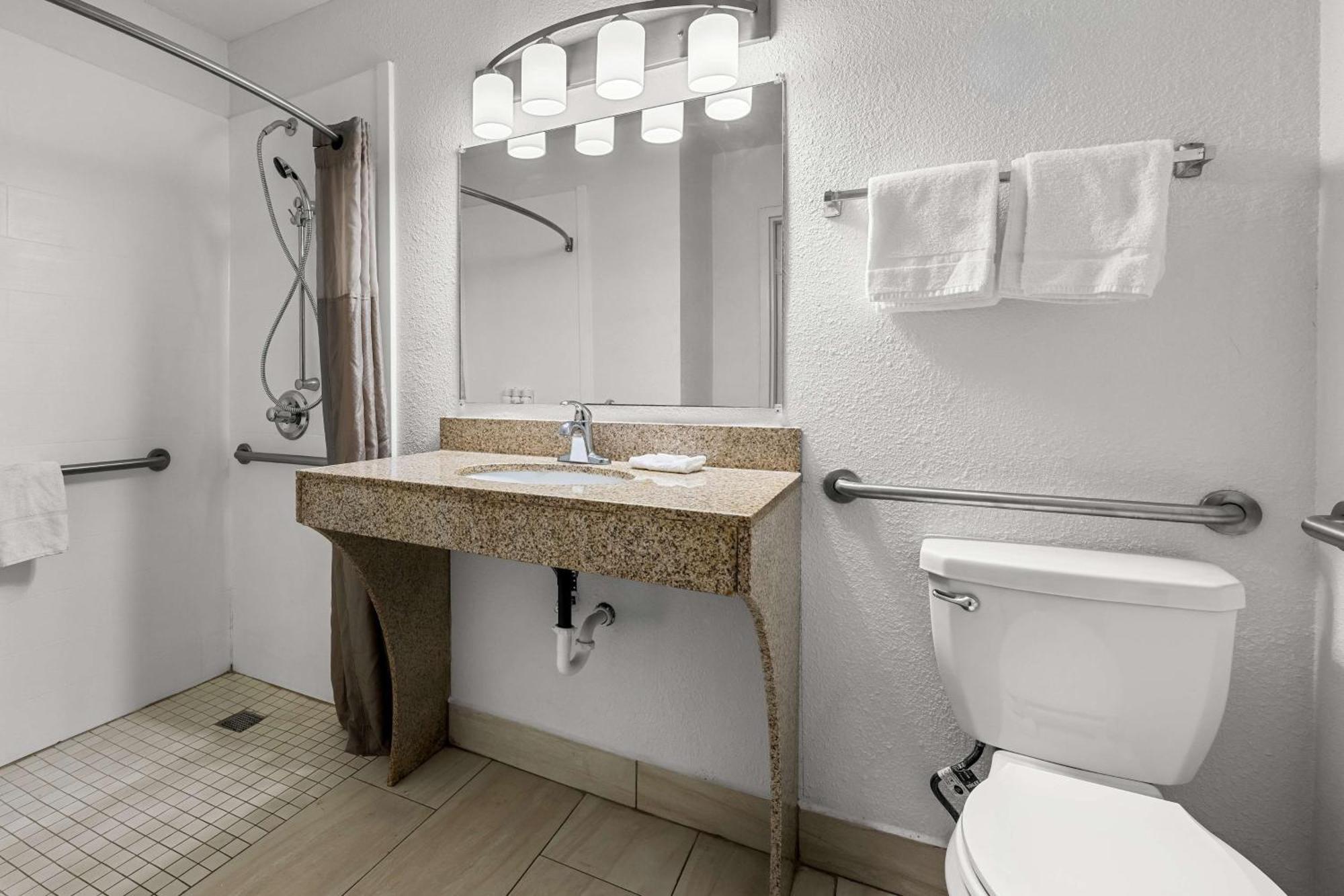Americas Best Value Inn Hamilton Exteriér fotografie